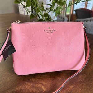 Kate Spade Leila Pebbled Leather Triple Gusset Crossbody in Peachy Rose